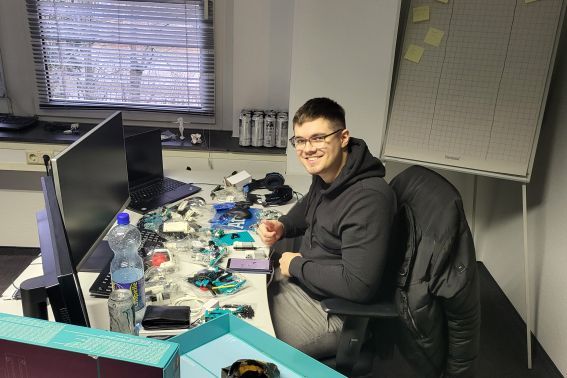 Apprentice Leon, while building a robot
