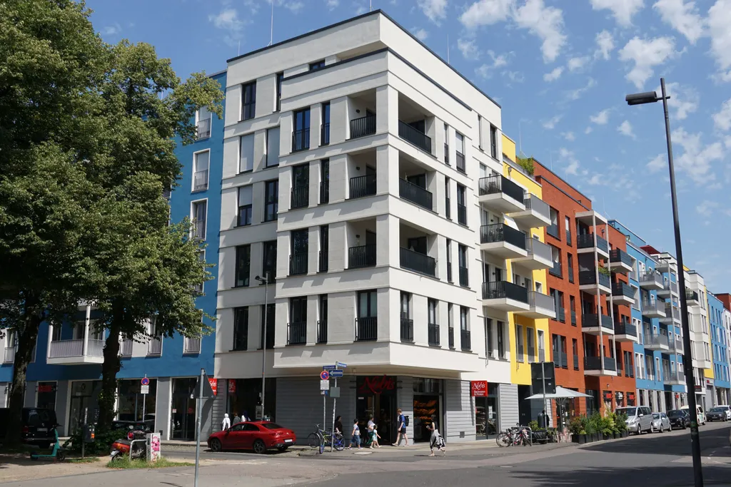 Modernes Gebäude an der Viktoriaallee in Aachen, Sitz der cycos AG